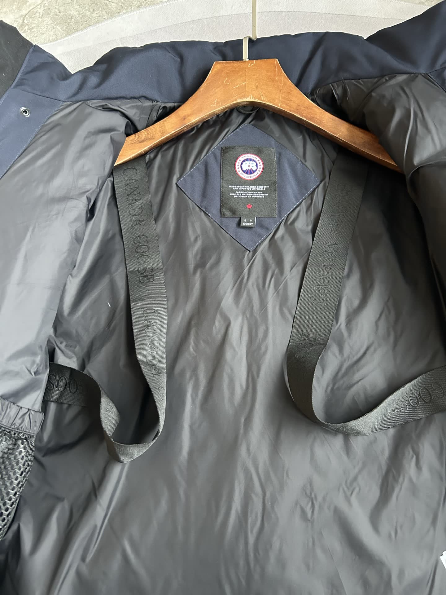 Canada Goose Bayview Parka-3833M Canada Goose Bayview Parka-3833M